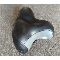 Седло велосипедное   (черное, широкое) KELB